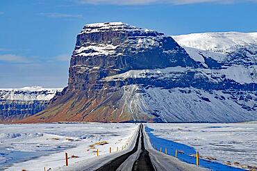 Ring Road, big cliff, winter, lowlands, Lomagnupur, Iceland, Europe