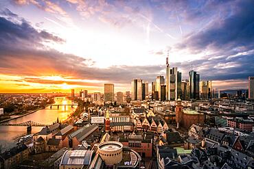 City view, view over Frankfurt and the Main, at sunset, backlight, cathedral, Frankfurt am Main, Hesse, Germany, Europe