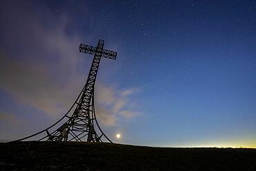 Monte Catria summit cross by night, Apennines, Marche, Italy, Europe