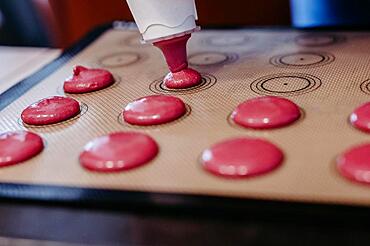 Bake Macrones