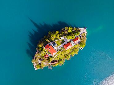 Drone shot, Bled Island with St. Mary's Church, Lake Bled, Lake Veldes, Blejsko jezero, Bled, Veldes, Feldes, Upper Carniola Region, Gorenjska, Slovenia, Balkans, Europe