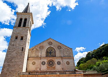 Bell tower, campanile and east facade with rose windows of the Cathedral of Santa Maria Assunta in Spoleto, Perugia Province, Umbria, Italy, Europe