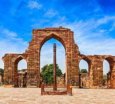 Iron pillar in Qutub complex, metallurgical curiosity. Qutub Complex, Delhi, India, Asia