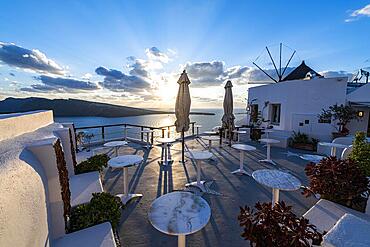 Whitewashed architecture at sunset, Oia, Santorini, Greece, Europe