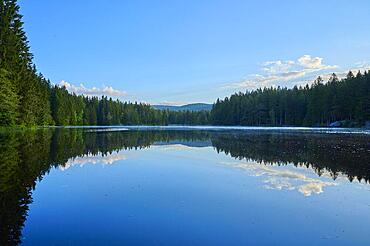 Fichtelsee, sunrise, spring, Fichtelberg, Fichtelgebirge, Bavaria, Germany, Europe