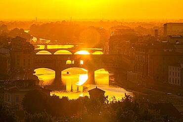 Sunset over the Ponte Vecchio, view from Piazzale Michelangelo, evening mood over the river Arno, Florence, Tuscany, Italy, Europe