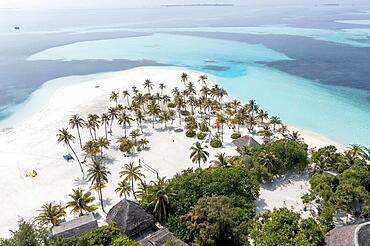 Helikopteransicht, Six Senses Kanuhura Island Resort, mit Straenden und Wasserbungalows, Lhaviyani Atoll, Malediven, Indischer Ozean