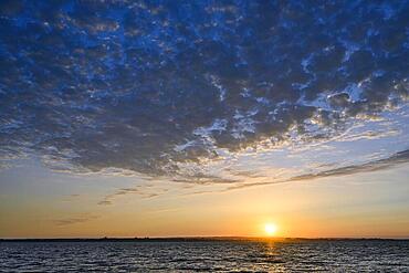 Lake Duemmer at sunset, Huede, Lower Saxony, Germany, Europe