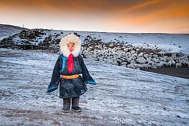 Nomad child in the winter time. Mongolia8 Bulgan Province, Mongolia, Asia