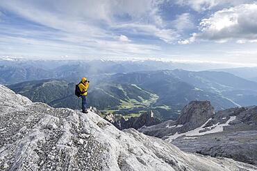 Mountaineer at the summit of the Hochkoenig, photographed, view of mountain panorama, Berchtesgaden Alps, Salzburger Land, Austria, Europe