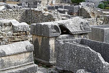 Excavation Salona, manastirine, coffin, Solin, Splitsko-Dalmatinska, Croatia, Europe