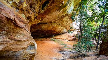 Overhanging cliffs at Pedra Furada, Unesco site Serra da Capivara National Park, Piaui, Brazil, South America