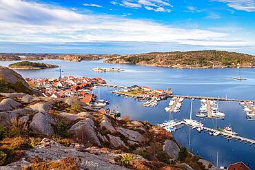 Houses, Guest harbour, Fjaellbacka, Bohuslaen, West Sweden, Sweden, Europe