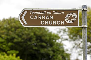 Carran Church, medieval church complex with graveyard and Celtic crosses, County Clare, Ireland, Europe