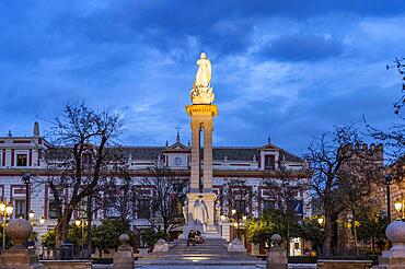 Inmaculada statue in the Plaza del Triunfo square at dusk, Seville Andalucia, Spain, Europe