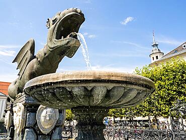 Lindwurmbrunnen, Klagenfurt, Carinthia, Austria, Europe