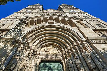 Main portal, Parish Church of St. Benno, Neo-Romanesque, Munich, Upper Bavaria, Bavaria, Germany, Europe