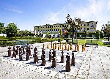 Outdoor chess in the spa gardens in front of the Europa Therme, Bad Fuessing, Lower Bavaria, Bavaria, Germany, Europe