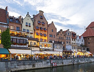 Motlawa River waterfront, Gdansk, Gdańsk, Poland, Europe