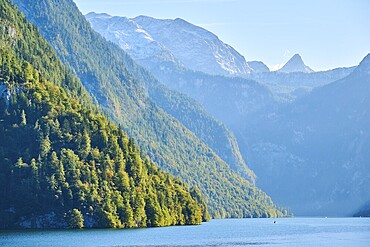 Lake Koenigssee in autumn, Alps, Bavaria, Germany, Europe