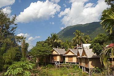Simple bamboo and rattan guest houses, Muang Ngoi Kao, Luang Prabang province, Laos, Southeast Asia, Asia