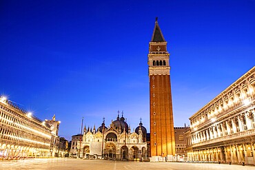 Morning atmosphere in front of sunrise, St Mark's Square, Venice, Italy, Europe