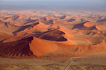 Hot air balloon ride over the Namib in the Namib-Naukluft National Park in Namibia