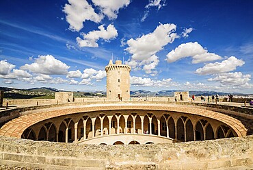 Castillo de Bellver, patio circular -siglo.XIV-, Palma de mallorca. Mallorca. Islas Baleares. España