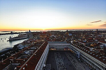 Photo picture view in the old italian city of venice, italy