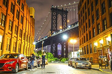 Of the night Manhattan bridge. Shooting Location: New York, Manhattan