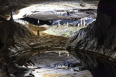 Pool of Reflections, stalactites reflected in a pool of water, stalactite cave, Ingleborough Cave, Clapham, Yorkshire Dales, England, Great Britain