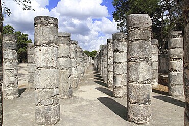 Mayan Chichen Itza Mexico thousand columns temple in Yucatan