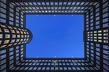 Imposing view of a Kontorhaus under a clear sky, with symmetrical design, Sprinkenhof courtyard, Kontorhausviertel, Free and Hanseatic City of Hamburg, Germany