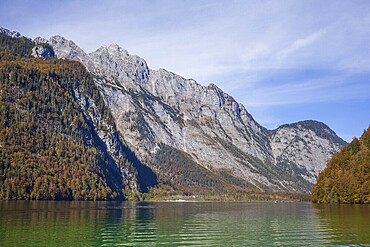Watzmann east face in autumn at Königssee, Schönau, Berchtesgaden National Park, Berchtesgadener Land, Upper Bavaria, Bavaria, Germany
