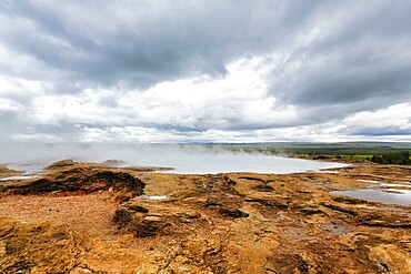 Great Geyser, Old Geyser, steaming, high temperature area Haukadalur, tourist attraction at the Golden Circle, Sudurland, Iceland