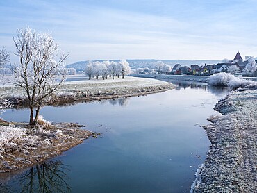 The river Unstrut in the Unstrut valley in winter, fields, trees and forests covered with hoarfrost, Memleben, Saxony-Anhalt, Germany