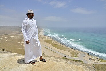 Local man wearing a white dishdash, near Mughsayl, Dhofar Region, Orient, Oman