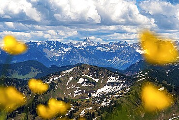 Mountain tour over the Brunnenauscharte to the Hochgrat on the Nagelfluhkette in the Allgau
