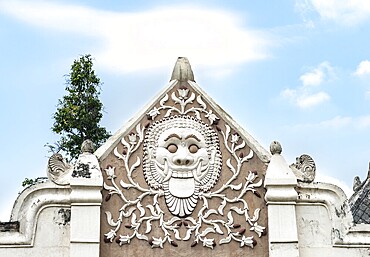 Relief of a grimace on an archway, Water Castle Taman Sari, Kraton, Daerah Istimewa Yogyakarta, Java Tengah, Indonesia