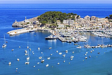 Port de Soller on Majorca from above Holiday by the sea harbour with boats trip in Port de Sóller, Spain