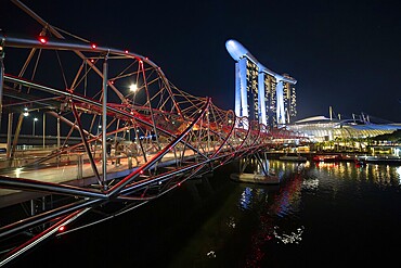 Helix Bridge, Marina Bay Sands Hotel in the background, Central Singapore District, Singapore
