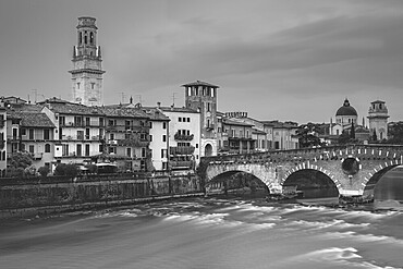 Old town with the Adige, Ponte Pietra, Verona, Adige Valley, Veneto, Italy