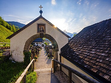 The old cemetery of the parish church of St Sebastian, Ramsau, Berchtesgadener Land, Upper Bavaria, Bavaria, Germany