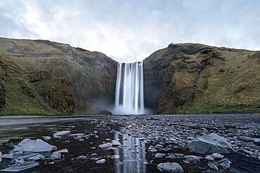 Skogafoss in all its splendour. Skogar, Rangarping, Golden Circle, Iceland
