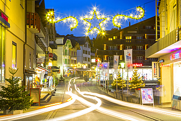 Dorfstrasse in Wengen, Jungfrau region, Bernese Oberland, Swiss Alps, Switzerland, Europe