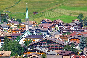 View over town, Pozza di Fassa, Fassa Valley, Trento Province, Trentino-Alto Adige/South Tyrol, Italian Dolomites, Italy, Europe