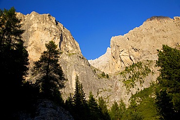 Sella Pass, Trento and Bolzano Provinces, Italian Dolomites, Italy, Europe