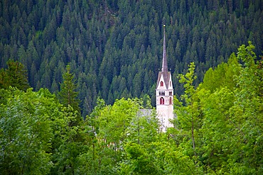 Church, Vigo di Fassa, Fassa Valley, Trento Province, Trentino-Alto Adige/South Tyrol, Italian Dolomites, Italy, Europe