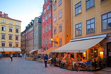 Stortorget Square cafes at dusk, Gamla Stan, Stockholm, Sweden, Scandinavia, Europe
