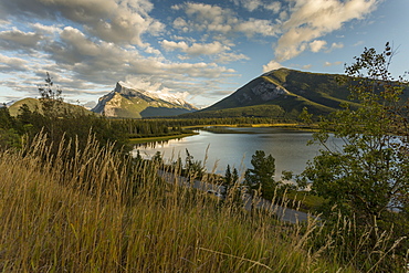 Gathering winter storm, Banff National Park, UNESCO World Heritage Site, Canadian Rockies, Alberta, Canada, North America